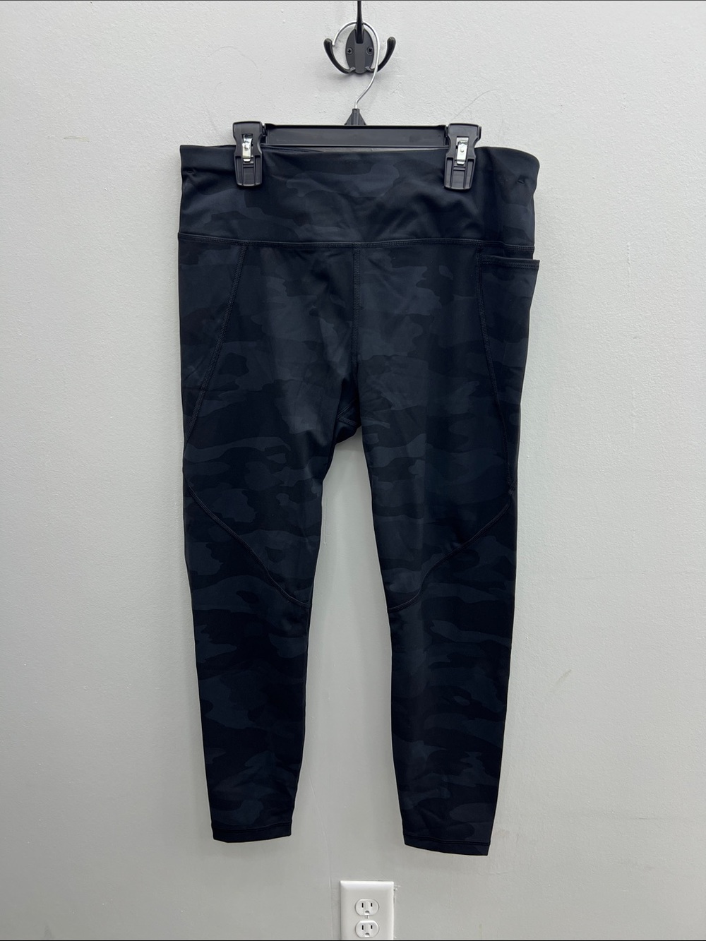 Sweaty Betty Black Camo Leggings with Side Pocket